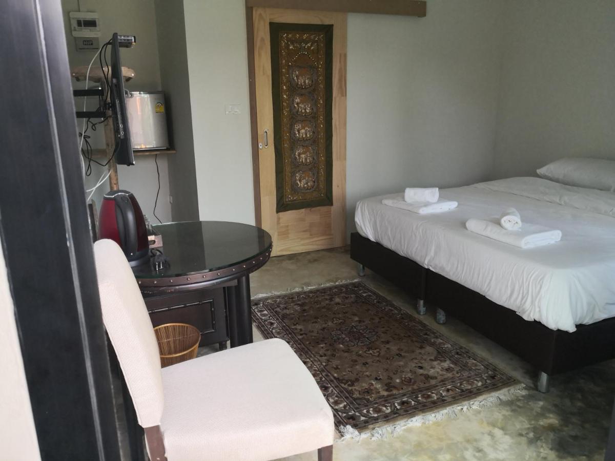 Hotel Tropical House​ à Hua Hin Extérieur photo